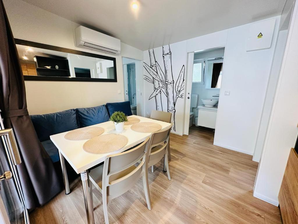 Mobile Home - Sea La Vie Biograd Na Moru Exterior photo